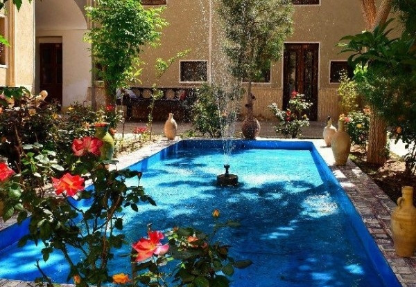 هتل کوروش
